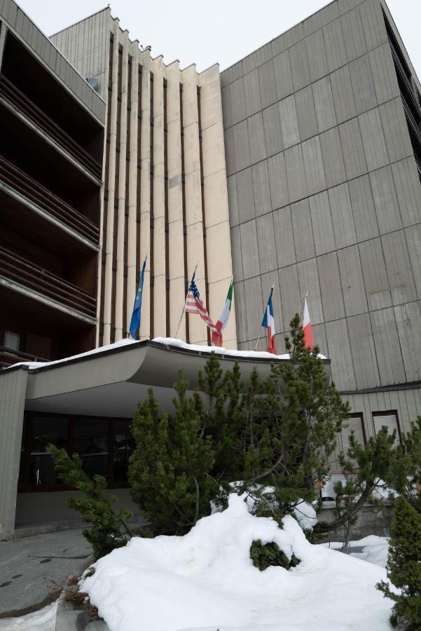 White Escapes Apartment Valtournenche Exterior foto